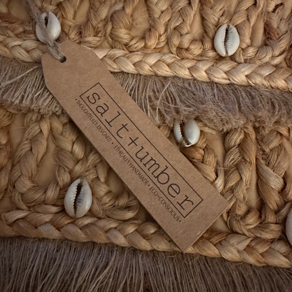 Salt+Umber SeaShell tote - Picture 3 of 4